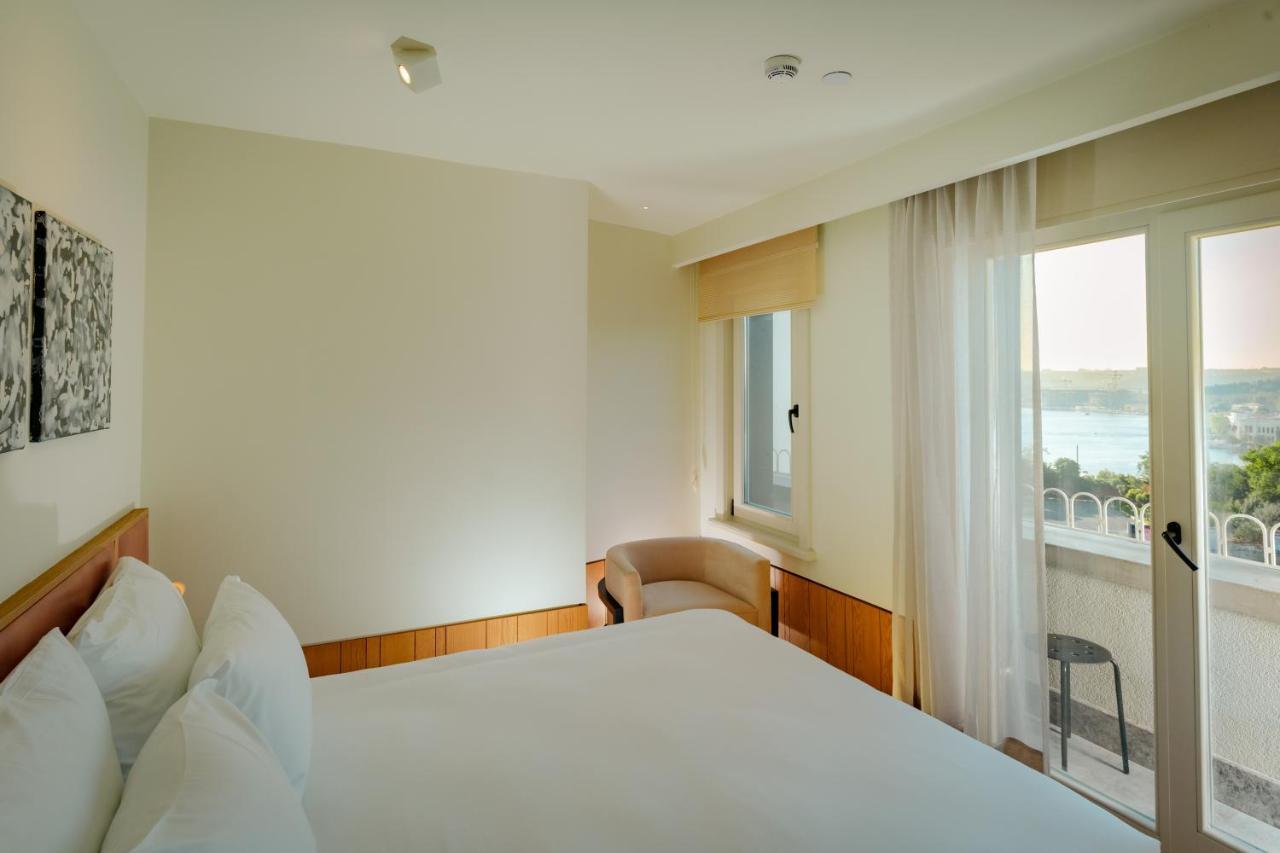 The Gift Hotel อิสตันบูล ภายนอก รูปภาพ